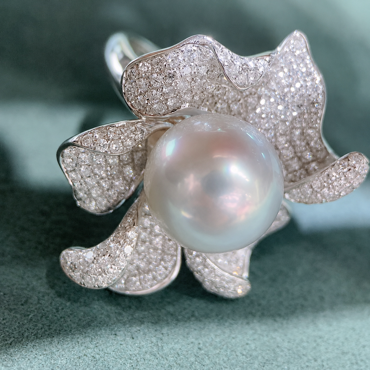 Pastel Halo Freshwater Pearl Statement Ring