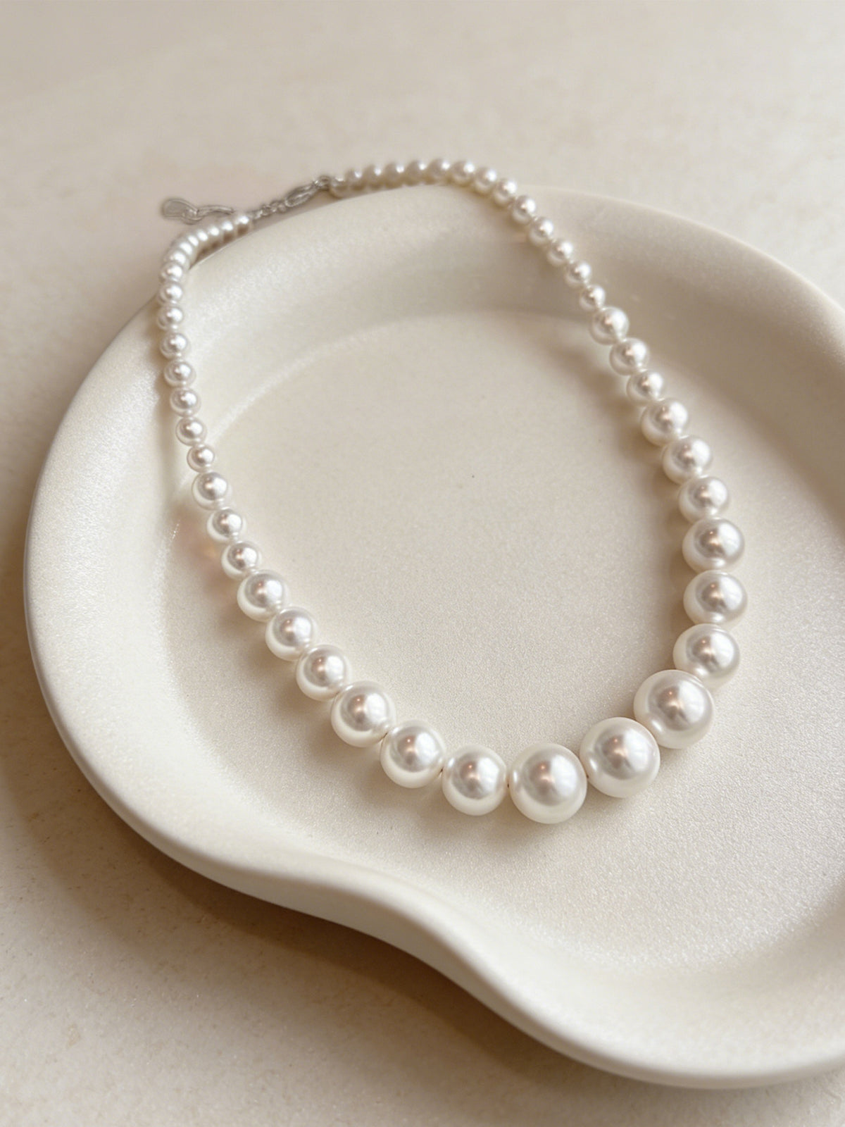 Luminous 12mm Freshwater Pearl Statement Necklace – image 1