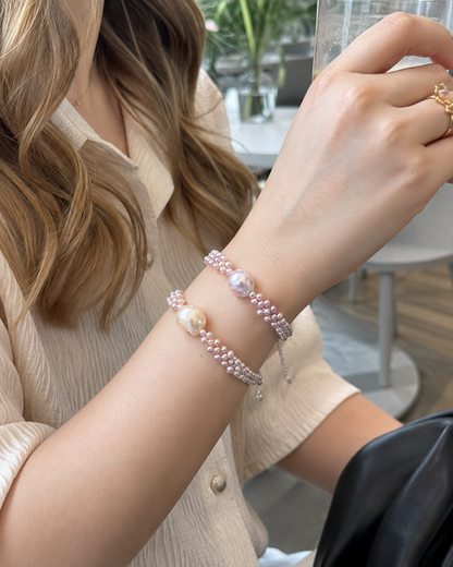 Rosé Pearl Bracelet with Central Baroque Pearl
