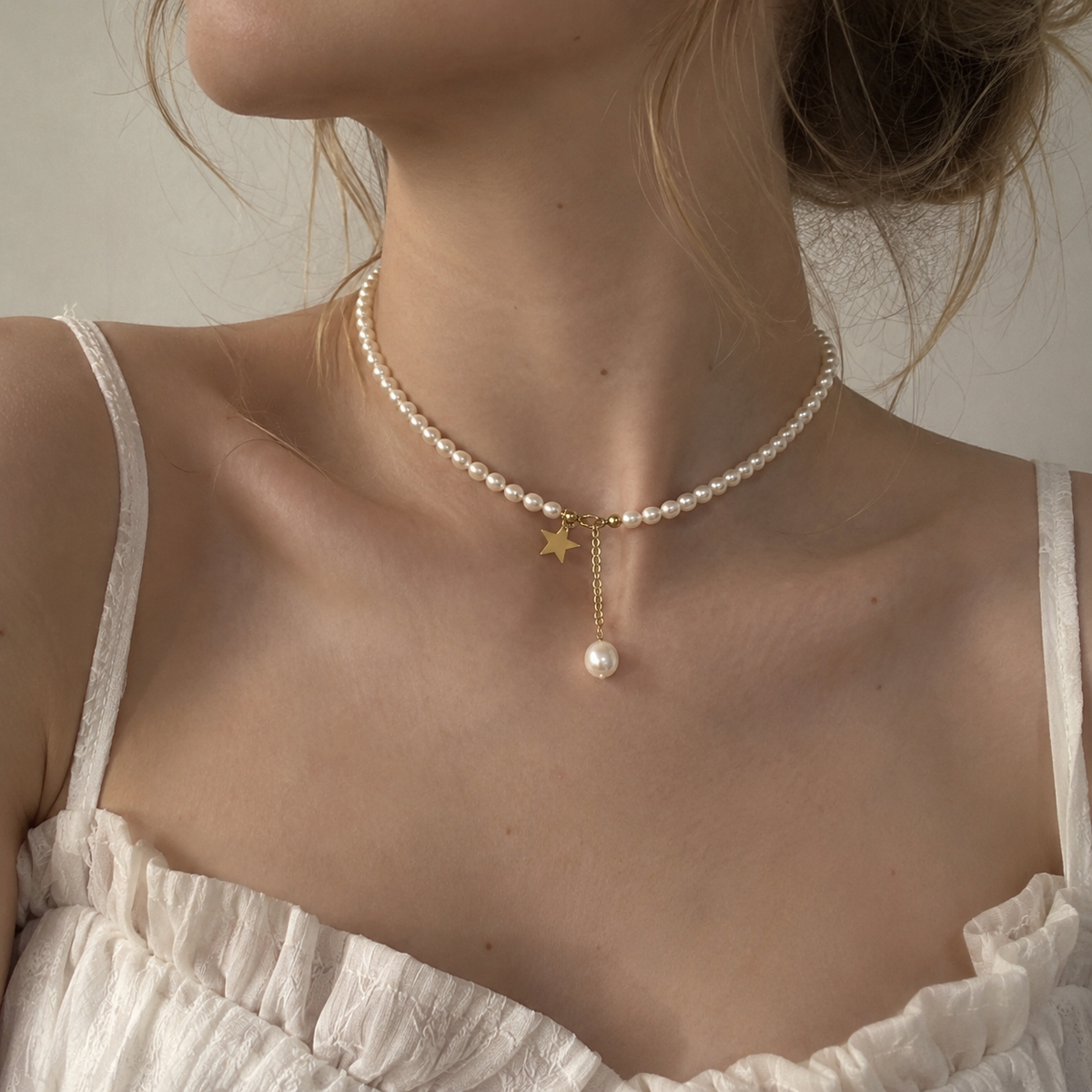 Étoile 4mm Freshwater Pearl Star Drop Necklace in 14K Gold