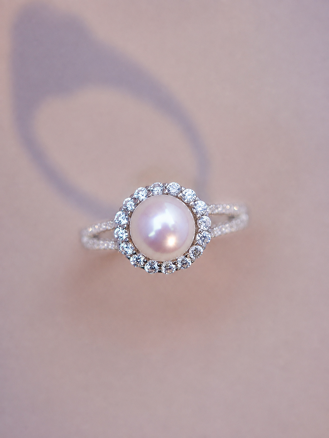 Lumière Pearl & Moissanite Adjustable Ring