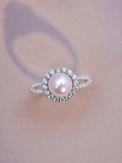 Lumière Pearl & Moissanite Adjustable Ring