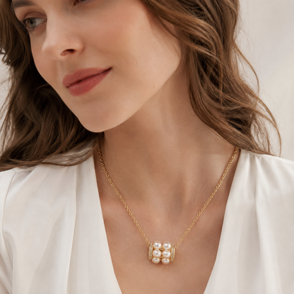 Perlencluster-Halskette aus 14 Karat Gold mit Zirkonia