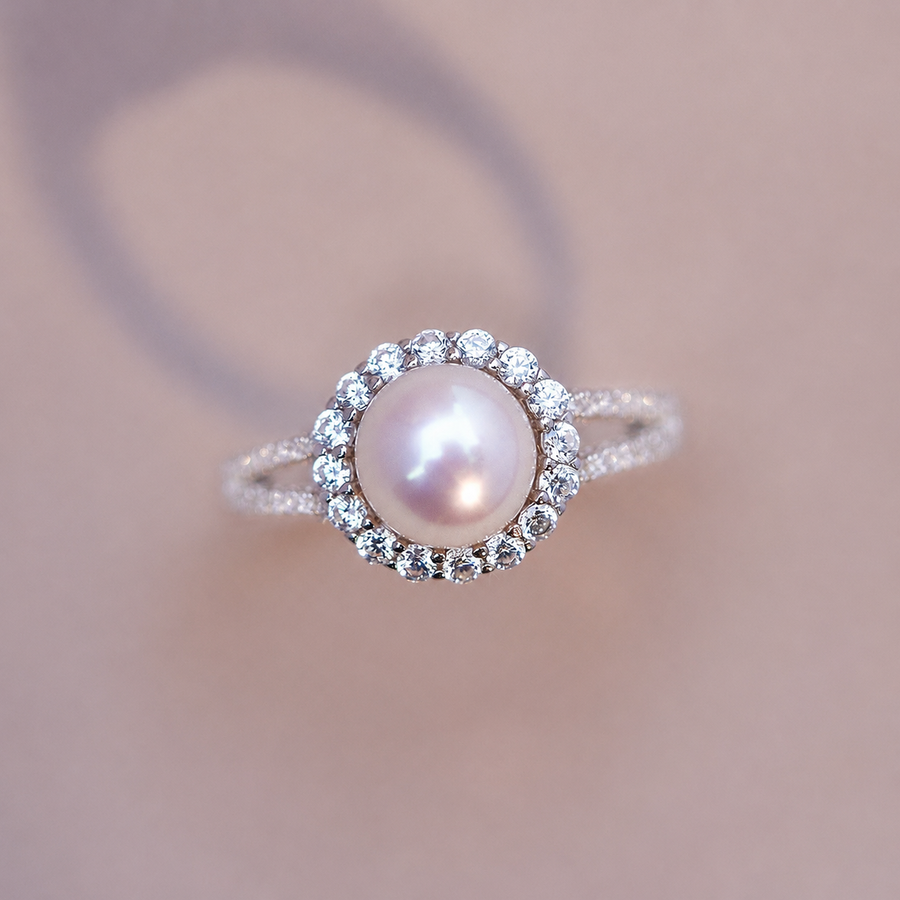 Lumière Pearl & Moissanite Adjustable Ring