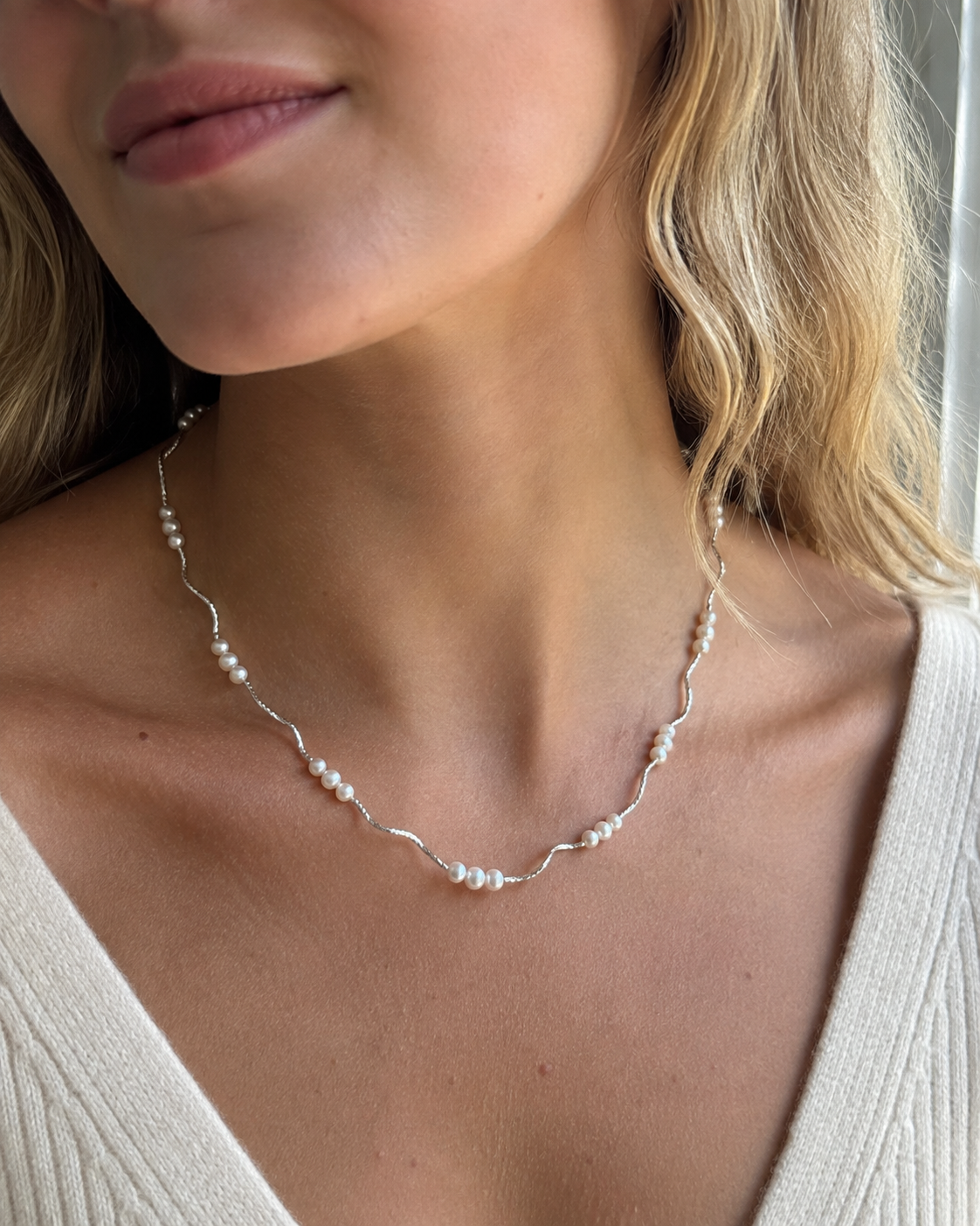 Filigrane Perlenkette Damen aus 925 Silber mit Süßwasserperlen