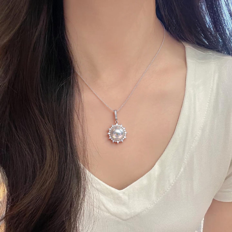 Aurora Freshwater Pearl Necklace with 925 Sterling Silver Pendant