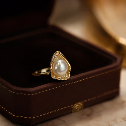 Freshwater pearl sculptural ring displayed in a luxury jewellery box