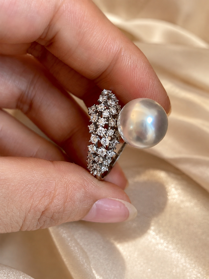 Sculptural Saltwater Pearl Statement Ring