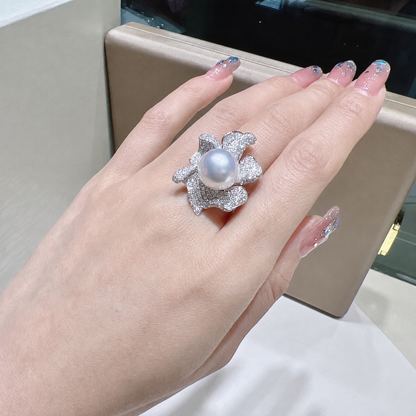 Pastel Halo Freshwater Pearl Statement Ring