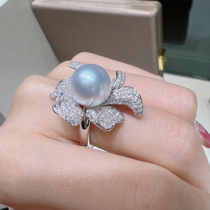 Pastel Halo Freshwater Pearl Statement Ring
