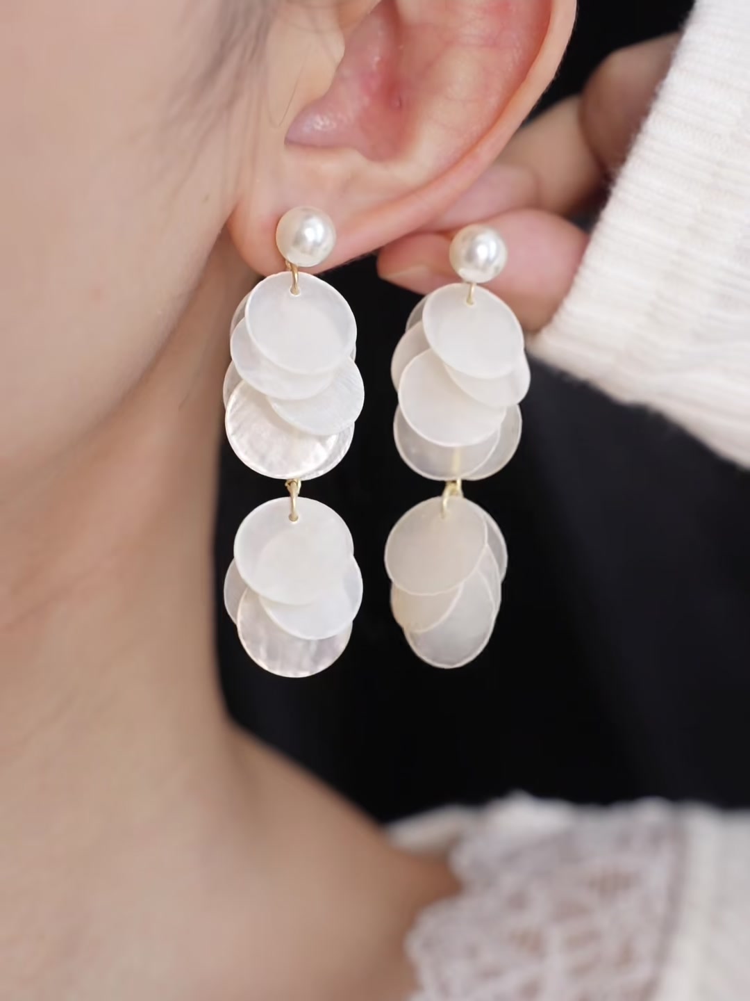 Coquillage White Shell Drop Pearl Earrings