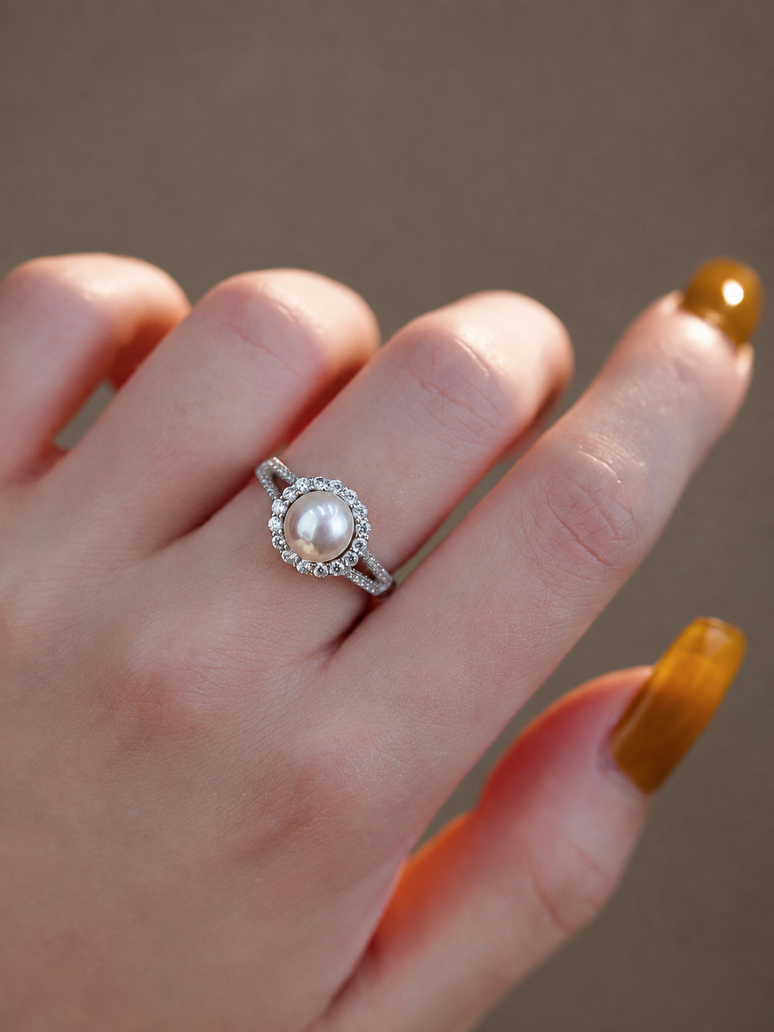 Lumière Pearl & Moissanite Adjustable Ring