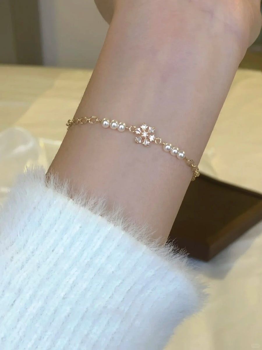 Front view of pearl station high-lustre freshwater pearl bracelet for bridal styling
