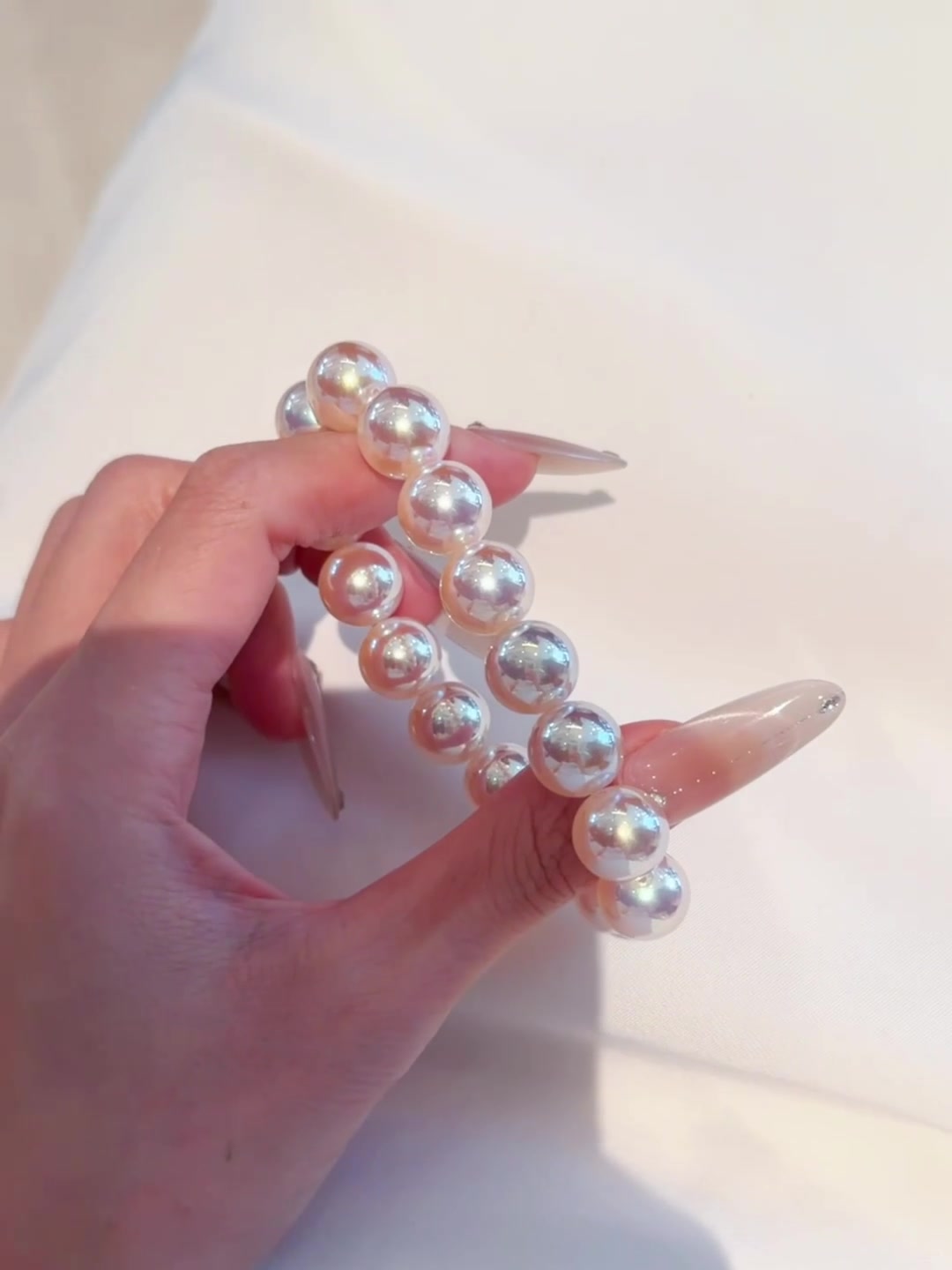 Opaline White Strand Pearl Bracelet