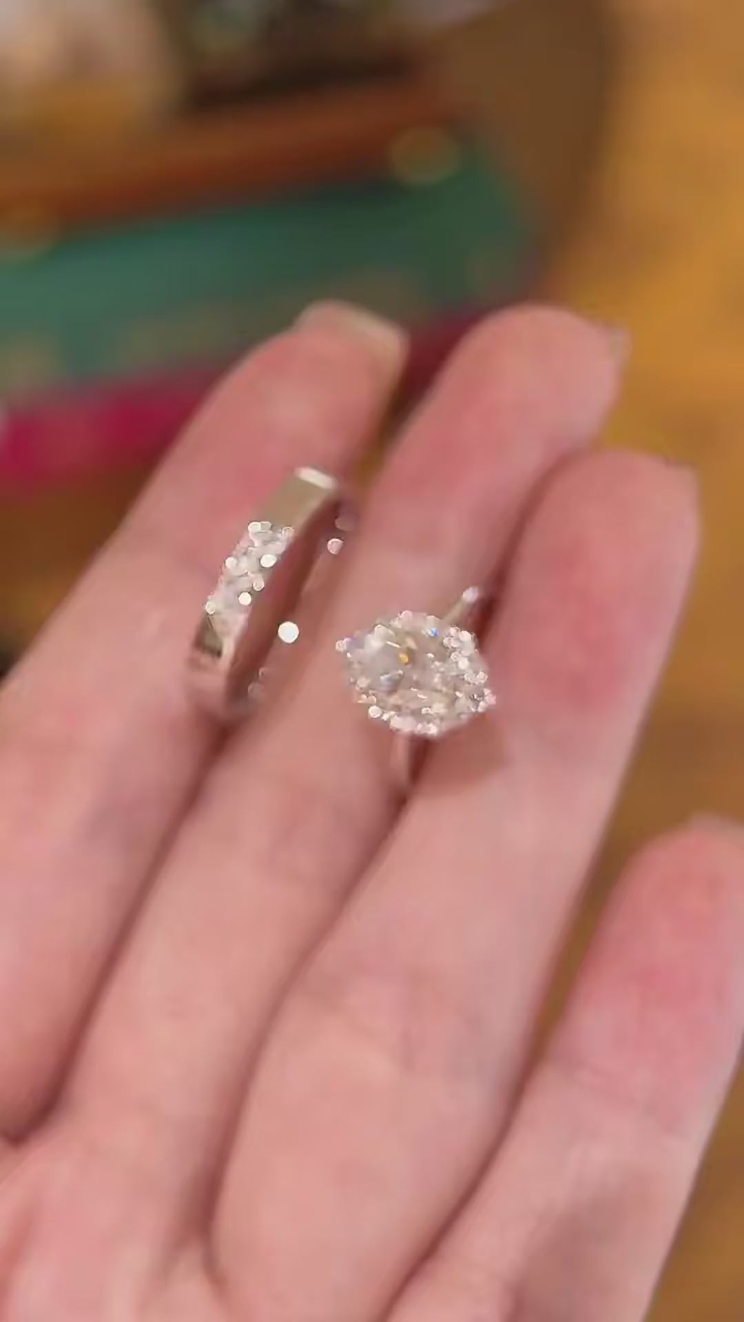 Video of lab-grown diamond oval halo bridal ring set for engagement proposals