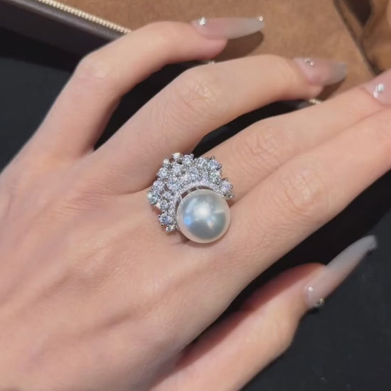 Video of Akoya pearl statement cocktail ring for anniversary dinners