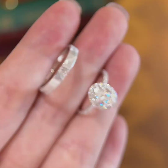 Video of lab-grown diamond halo bridal ring for engagement proposals