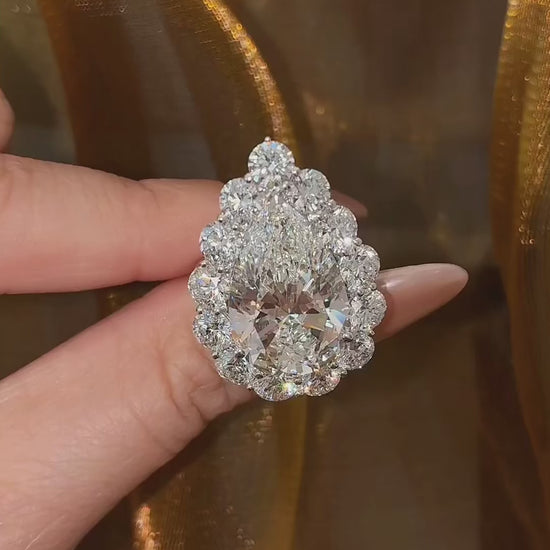 Video of lab-grown pink diamond floral cocktail statement ring for gala evenings