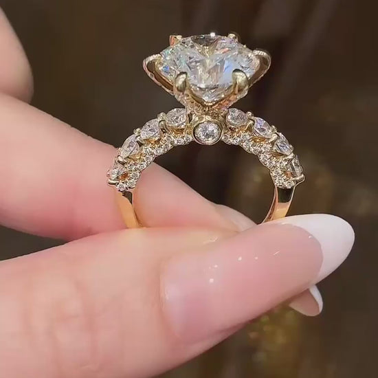 Video of lab-grown diamond floral cluster statement ring for cocktail parties