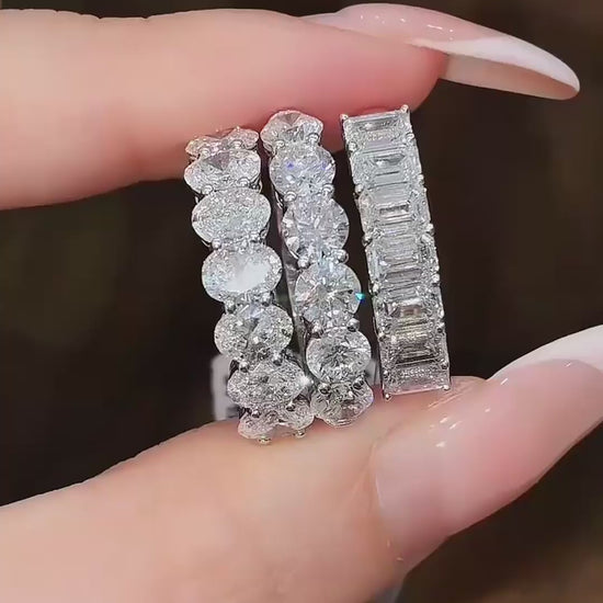 Video of lab-grown diamond seven stone anniversary band for wedding stacks