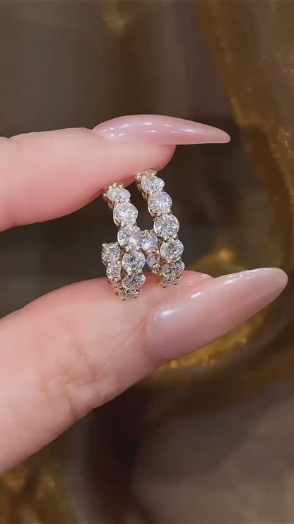 Video of lab-grown diamond crescent earrings for date nights