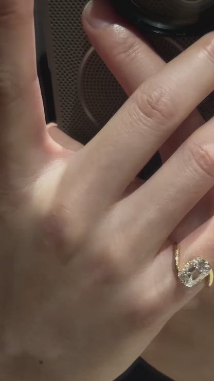 Video of lab-grown diamond old mine cushion engagement ring for vintage-inspired proposals