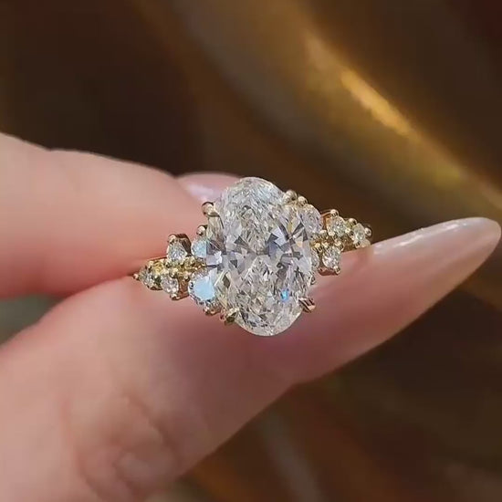 Video of lab-grown diamond oval romantic engagement ring for city proposals