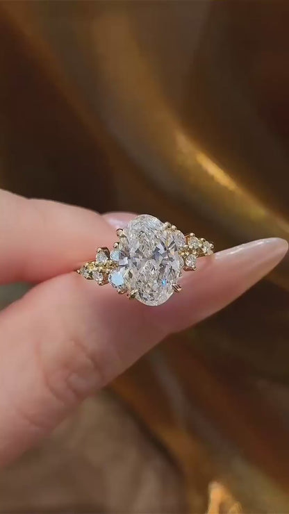 Video of lab-grown diamond oval romantic engagement ring for city proposals