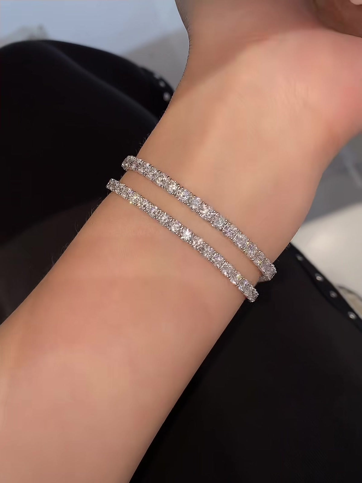 Front view of lab-grown diamond tennis bracelet for women for wedding jewellery
